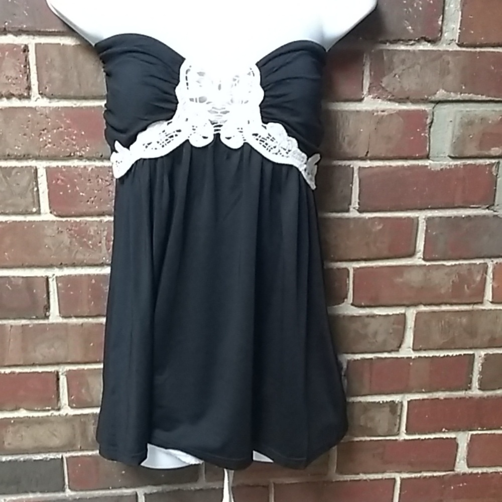 Women's sleeveless top